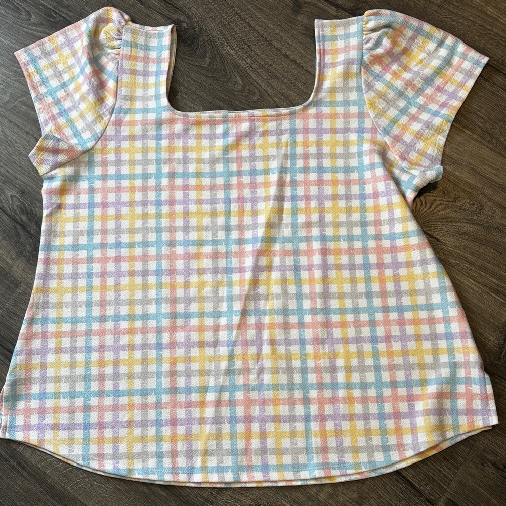 LuLaRoe Pastel Plaid Blouse